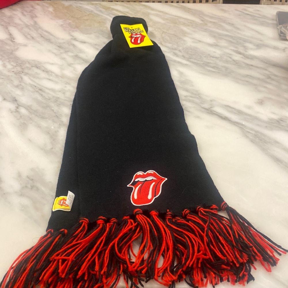 NWT Rolling Stones Scarf